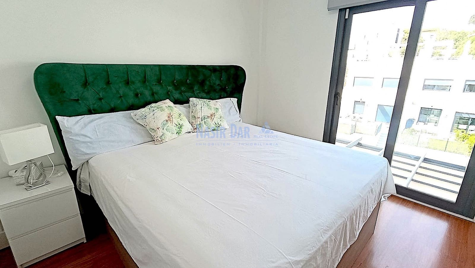 4 sypialnia Dom szeregowy na sprzedaż w Nerja z basenem - 780 000 € (Ref: 9816372)