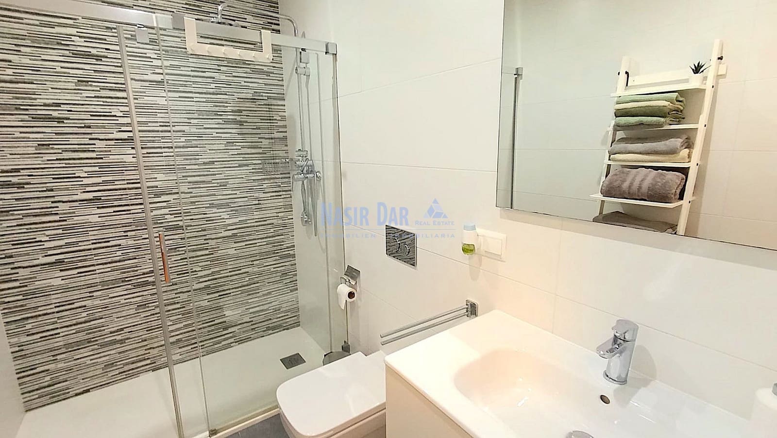 4 sypialnia Dom szeregowy na sprzedaż w Nerja z basenem - 780 000 € (Ref: 9816372)