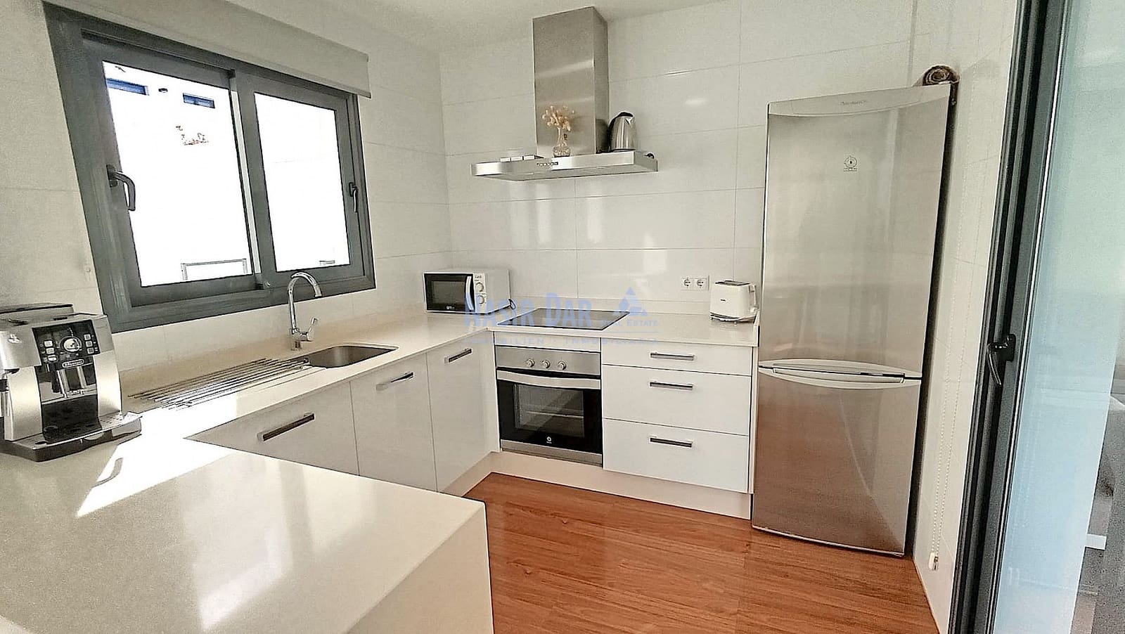 4 sypialnia Dom szeregowy na sprzedaż w Nerja z basenem - 780 000 € (Ref: 9816372)