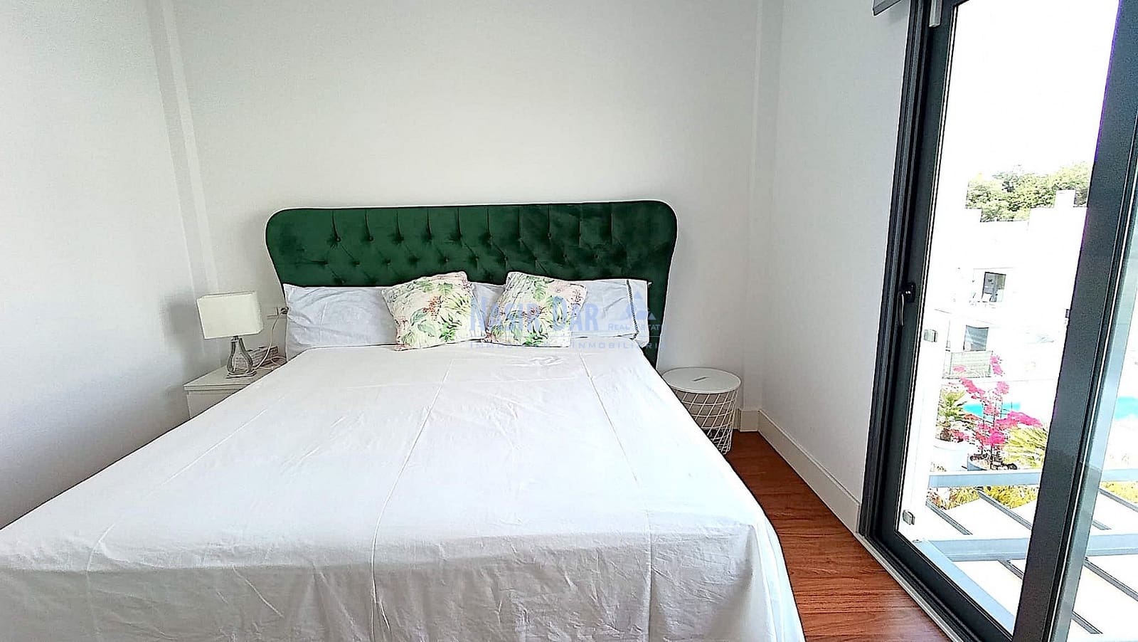 4 sypialnia Dom szeregowy na sprzedaż w Nerja z basenem - 780 000 € (Ref: 9816372)