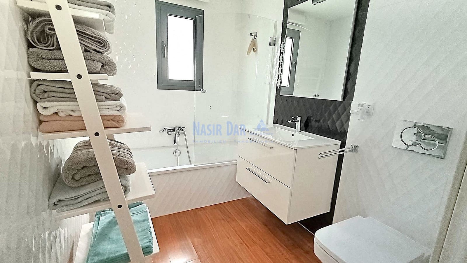 4 sypialnia Dom szeregowy na sprzedaż w Nerja z basenem - 780 000 € (Ref: 9816372)
