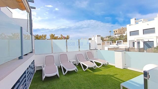 4 sypialnia Dom szeregowy na sprzedaż w Centro, Nerja z basenem - 780 000 € (Ref: 9816372)