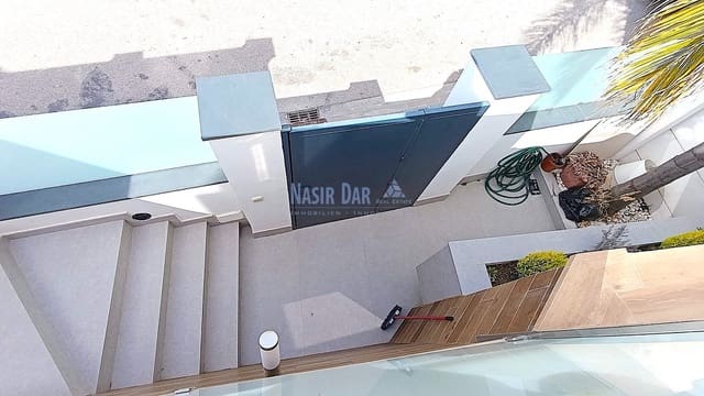 4 sypialnia Dom szeregowy na sprzedaż w Centro, Nerja z basenem - 780 000 € (Ref: 9816372)