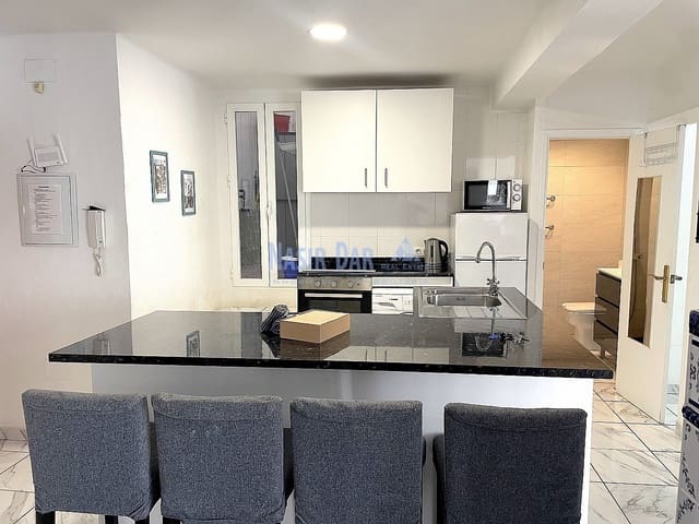 2 bedroom Apartment for sale in Centro, Nerja - € 295,000 (Ref: 9848114)