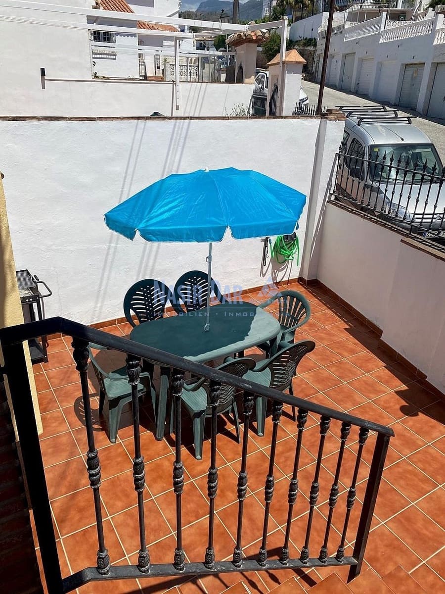3 soverom Rekkehus til salgs i Nerja med svømmebasseng - € 756 (Ref: 9905314)