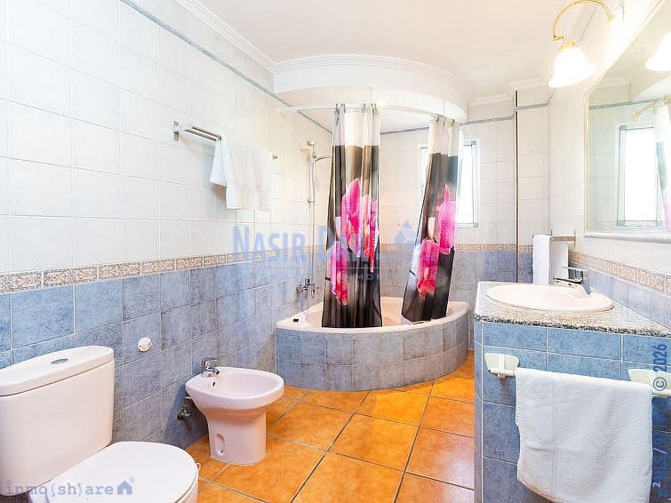 4 Zimmer Villa zu verkaufen in Nerja mit Pool Garage - 850.000 € (Ref: 9938695)