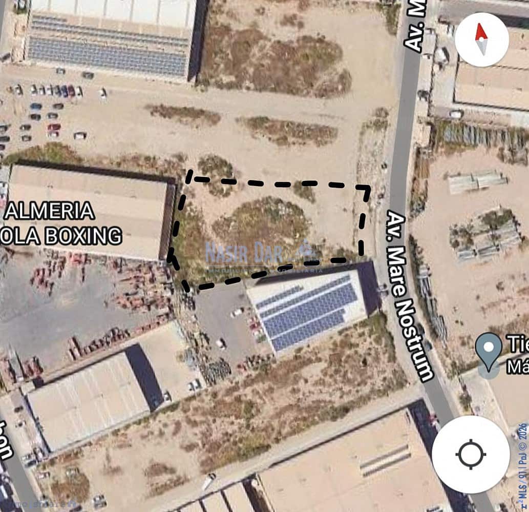 Grunde uden byggetilladelser til salg i Almeria by - € 285.000 (Ref: 9998960)