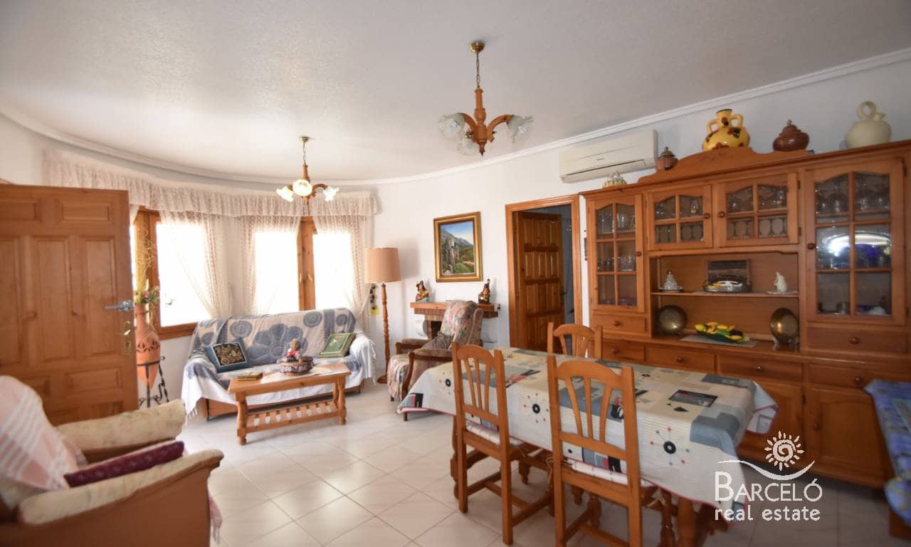 Chalet de 4 habitaciones en Ciudad Quesada en venta con piscina garaje - 395.000 € (Ref: 10012305)