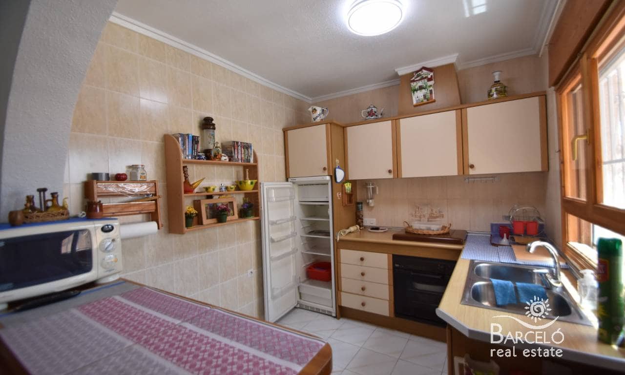 Chalet de 4 habitaciones en Ciudad Quesada en venta con piscina garaje - 395.000 € (Ref: 10012305)