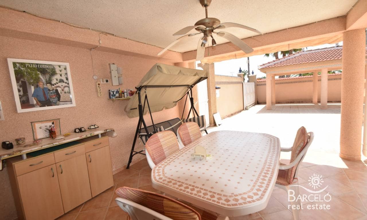 Chalet de 4 habitaciones en Ciudad Quesada en venta con piscina garaje - 395.000 € (Ref: 10012305)