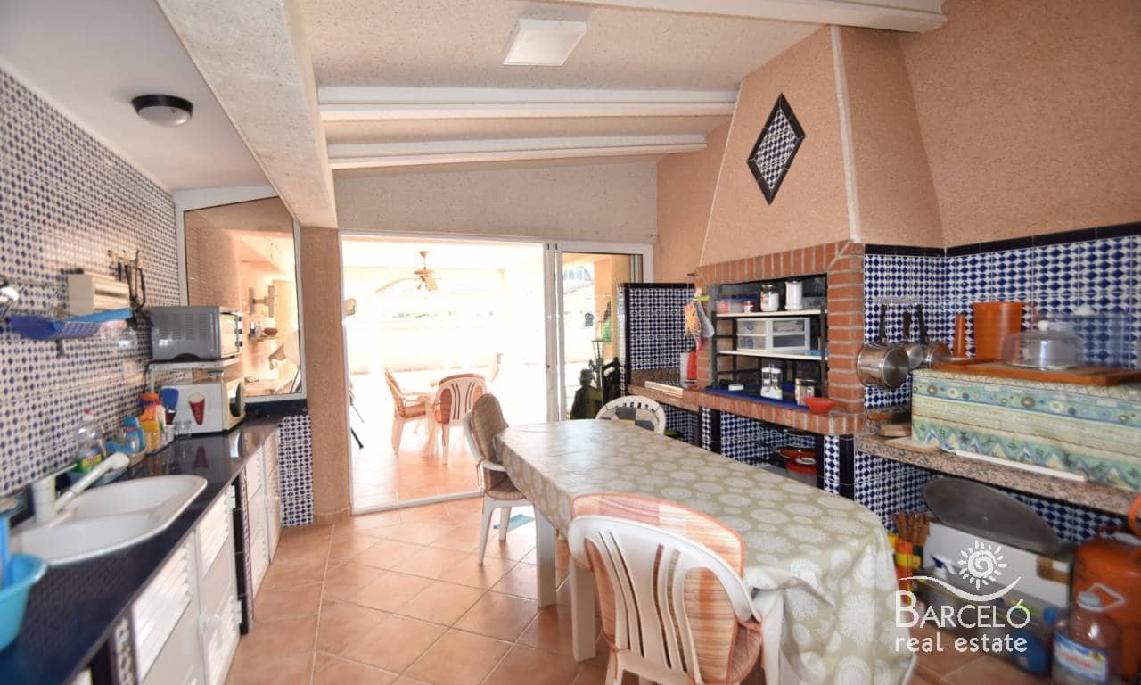 Chalet de 4 habitaciones en Ciudad Quesada en venta con piscina garaje - 395.000 € (Ref: 10012305)