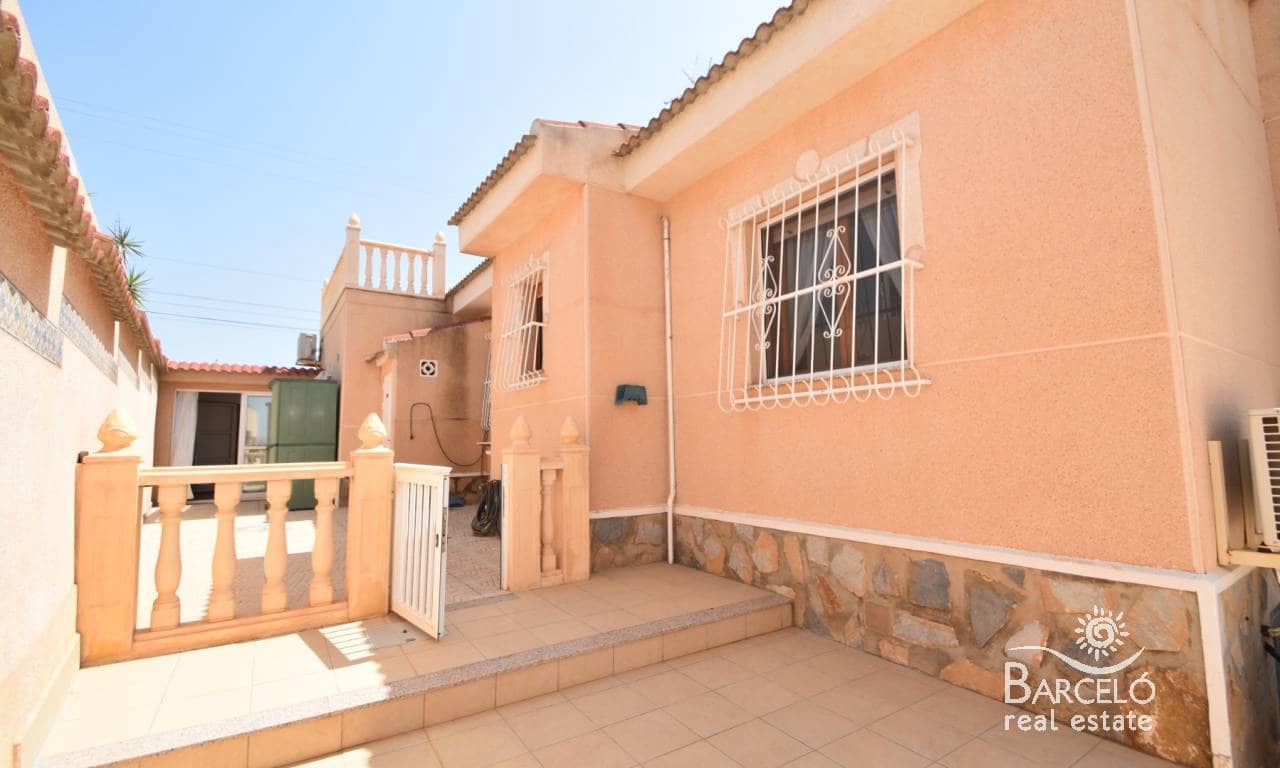 Chalet de 4 habitaciones en Ciudad Quesada en venta con piscina garaje - 395.000 € (Ref: 10012305)