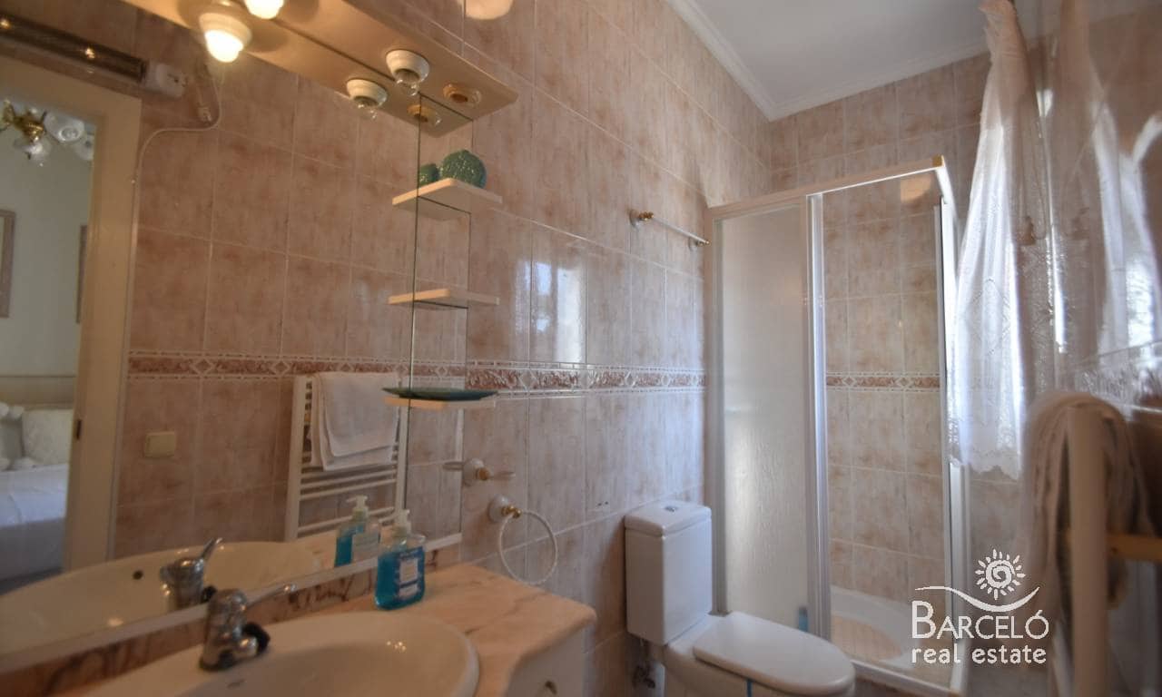4 sypialnia Willa na sprzedaż w Dona Pepa z basenem garażem - 575 000 € (Ref: 10029708)