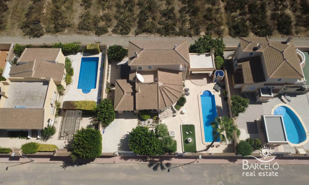 4 bedroom Villa for sale in Dona Pepa with pool garage - € 575,000 (Ref: 10029708)