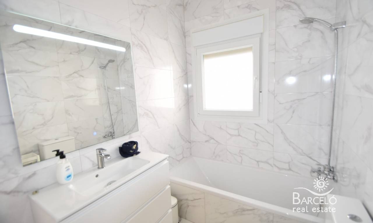 Chalet de 5 habitaciones en Ciudad Quesada en venta con piscina - 295.000 € (Ref: 10120990)