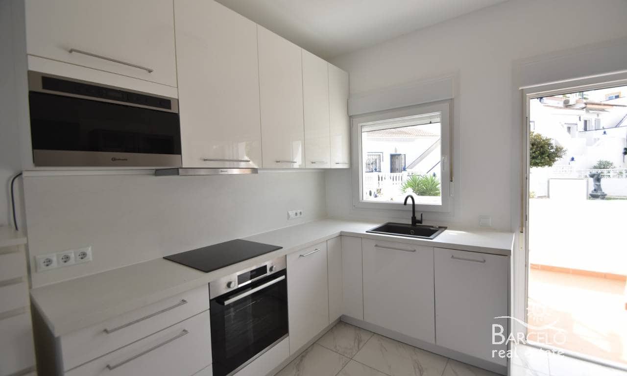 Chalet de 5 habitaciones en Ciudad Quesada en venta con piscina - 295.000 € (Ref: 10120990)