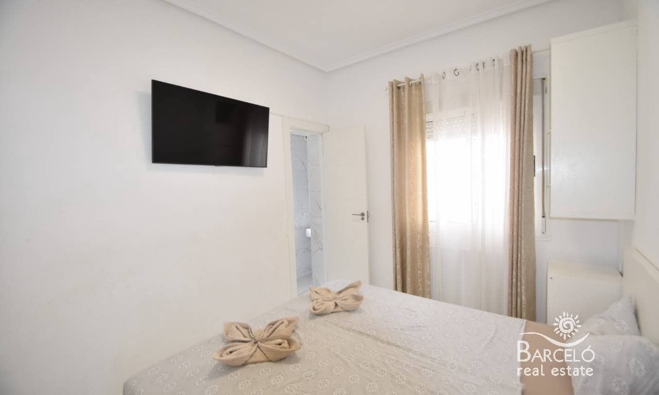Chalet de 5 habitaciones en Ciudad Quesada en venta con piscina - 295.000 € (Ref: 10120990)