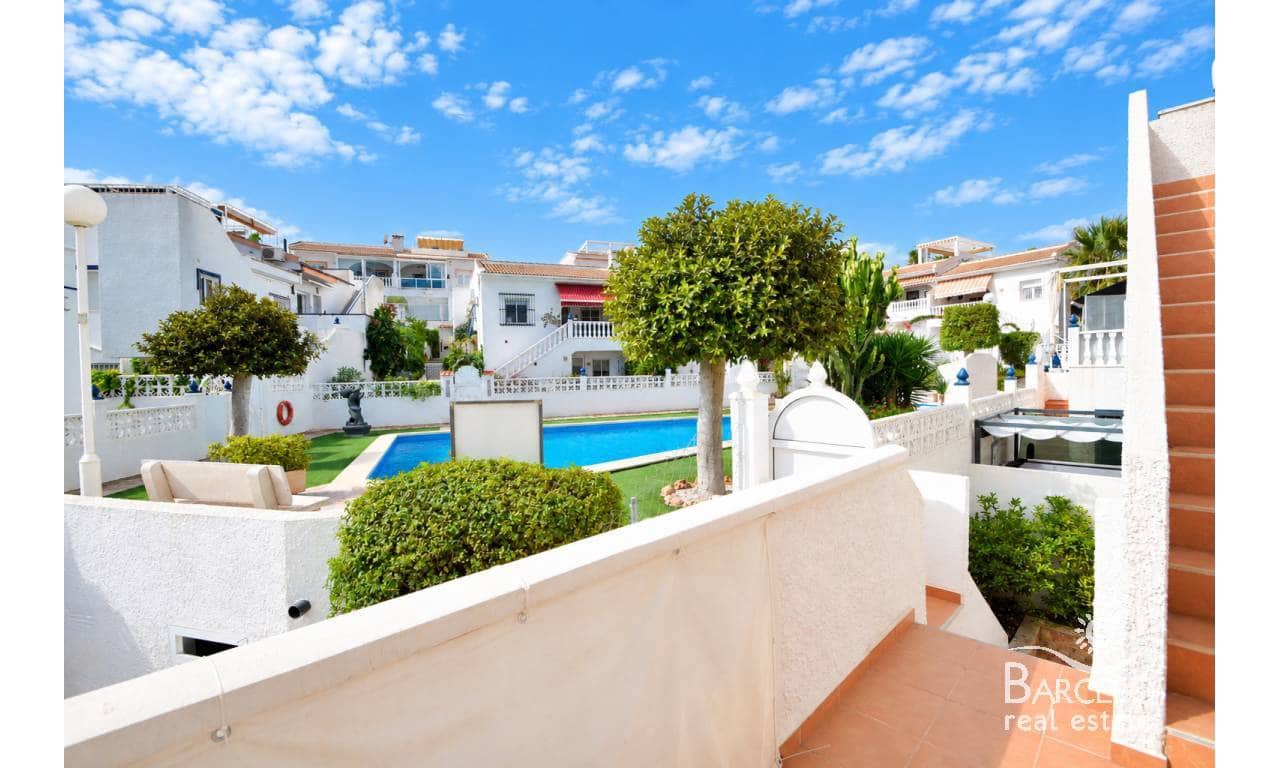 Chalet de 5 habitaciones en Ciudad Quesada en venta con piscina - 295.000 € (Ref: 10120990)