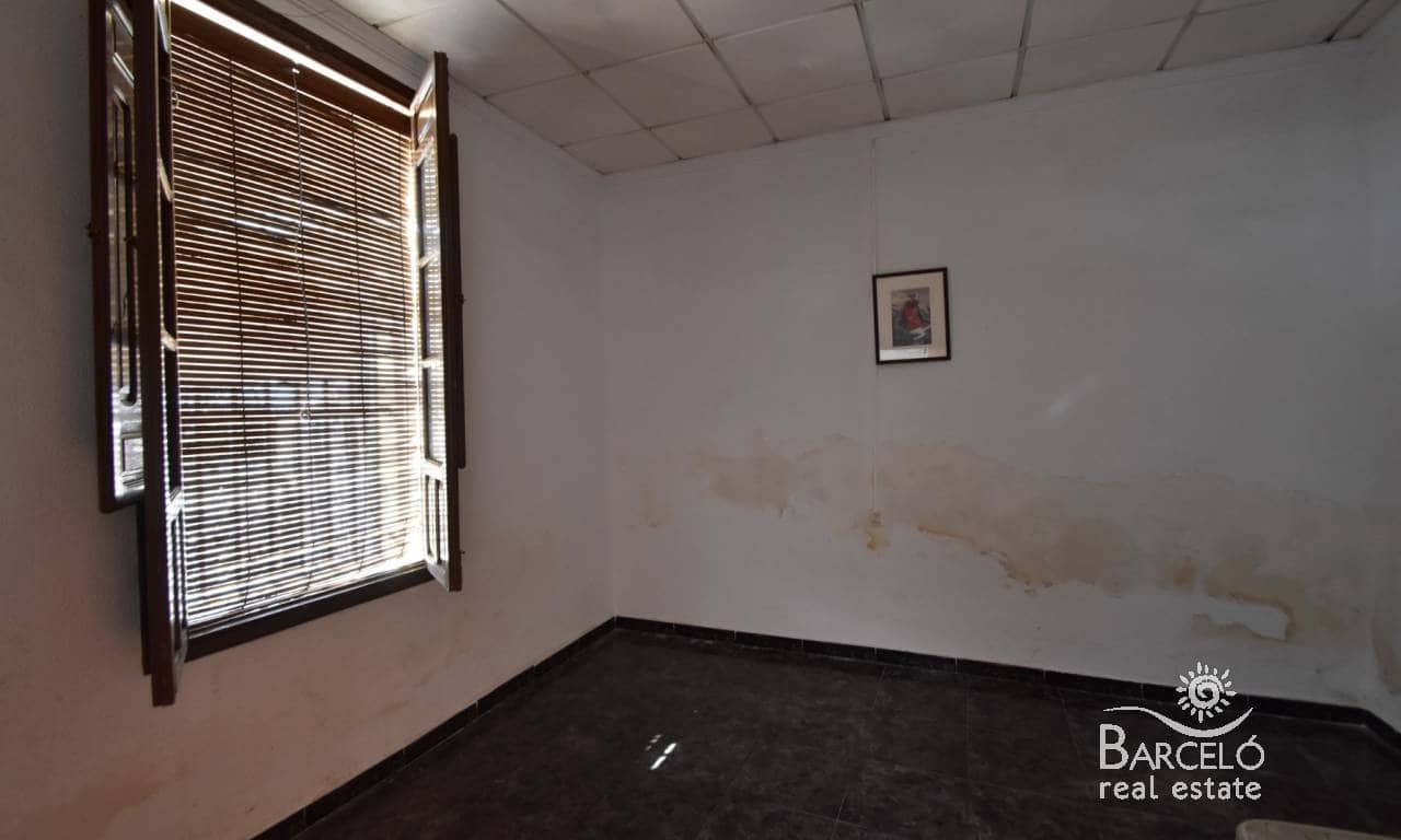 3 sovrum Villa till salu i Los Palacios med garage - 160 000 € (Ref: 10160551)