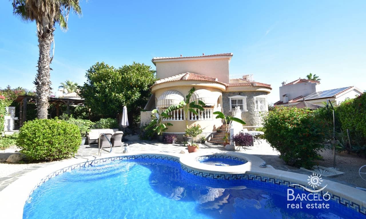3 slaapkamer Villa te koop in Lo Pepin met zwembad garage - € 378.000 (Ref: 10169420)