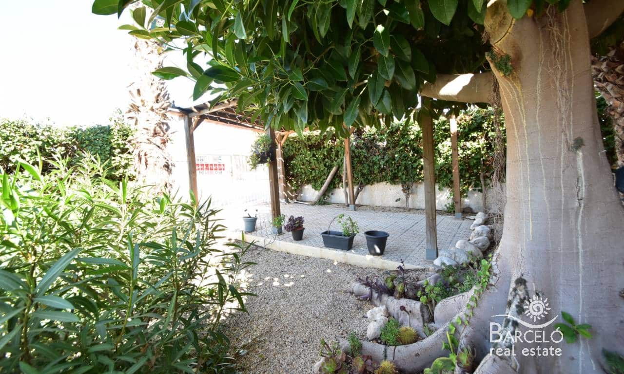 3 slaapkamer Villa te koop in Lo Pepin met zwembad garage - € 378.000 (Ref: 10169420)