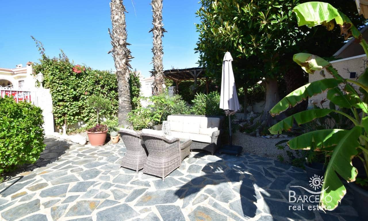 3 slaapkamer Villa te koop in Lo Pepin met zwembad garage - € 378.000 (Ref: 10169420)