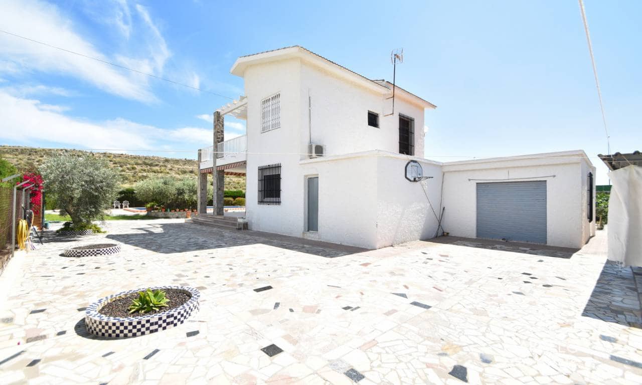4 soveværelse Finca/Landehus til salg i Elche / Elx med swimmingpool garage - € 375.000 (Ref: 4691046)