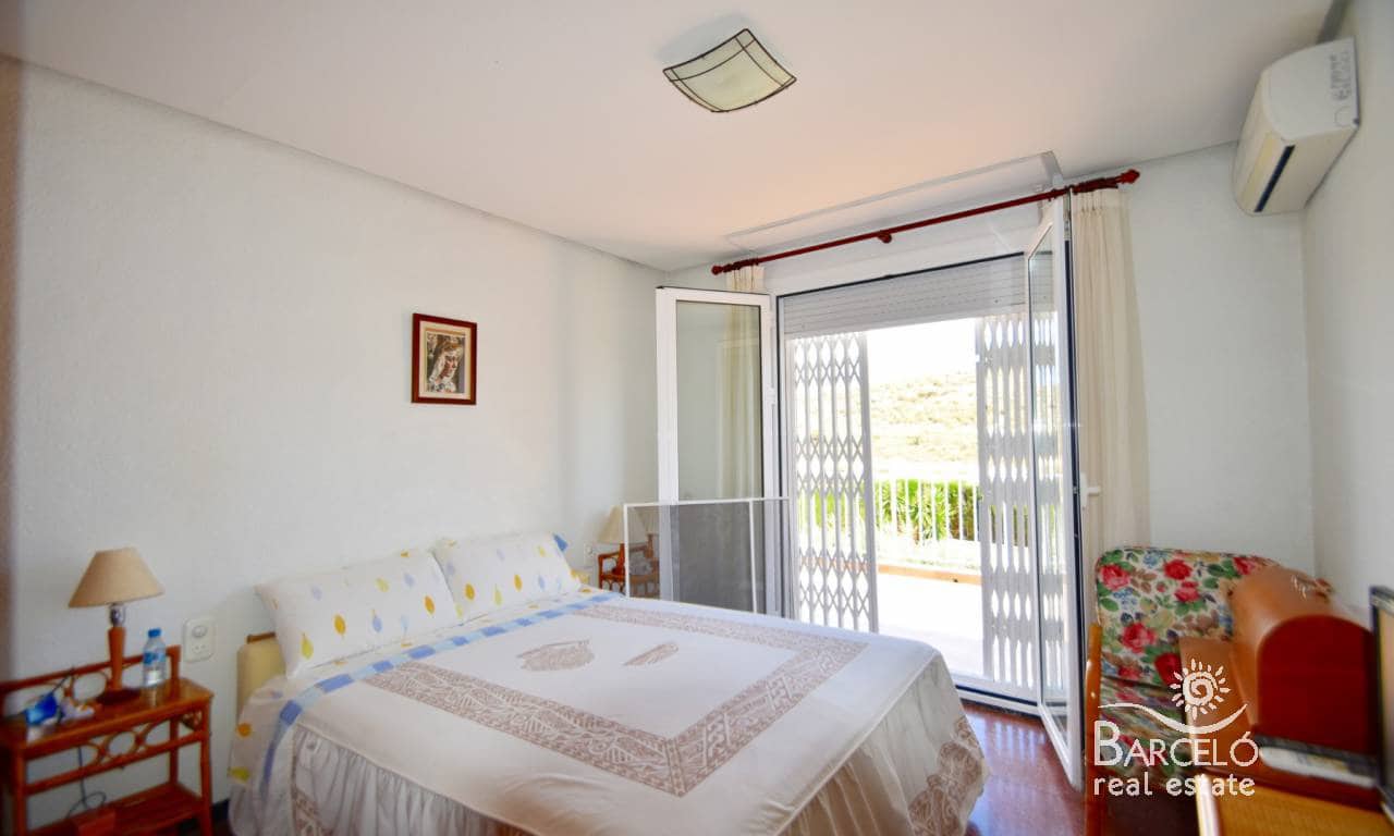 4 soveværelse Finca/Landehus til salg i Elche / Elx med swimmingpool garage - € 375.000 (Ref: 4691046)