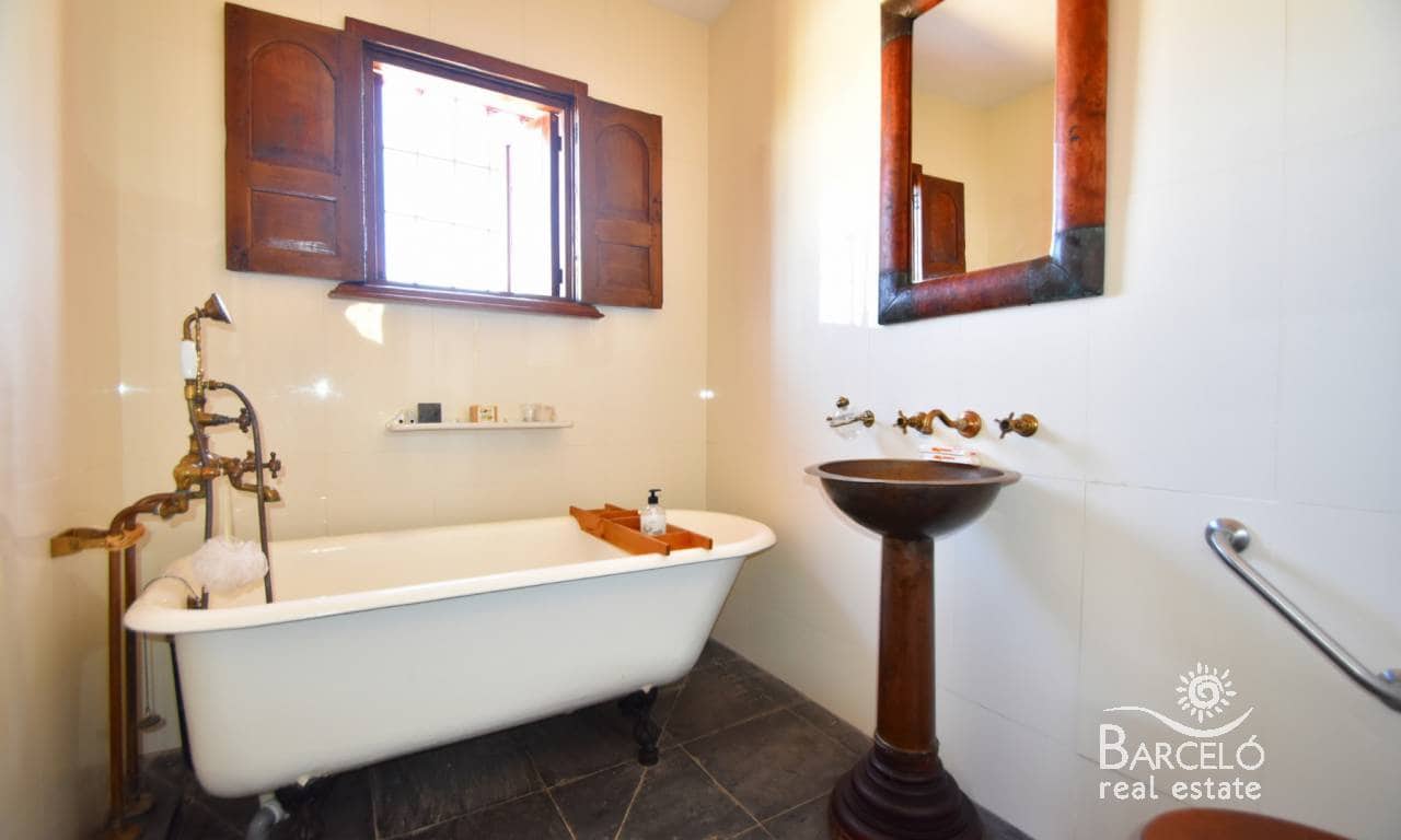 4 sypialnia Finka/Dom wiejski na sprzedaż w Orihuela z basenem - 1 745 000 € (Ref: 4922445)