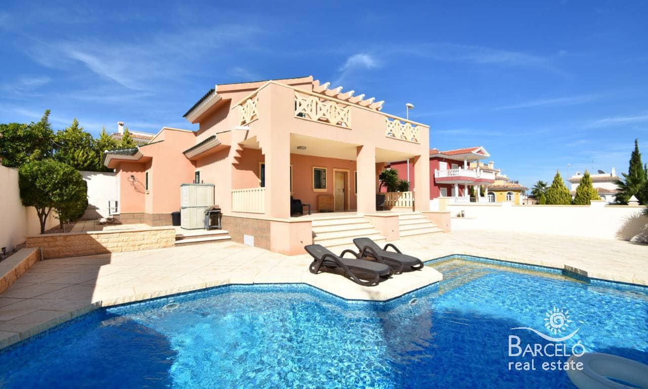 4 Zimmer Villa zu verkaufen in Ciudad Quesada mit Pool - 520.000 € (Ref: 4922464)