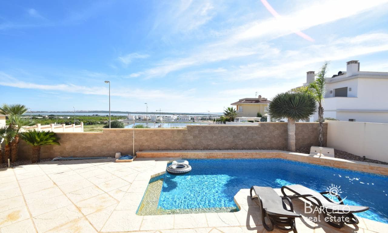 4 Zimmer Villa zu verkaufen in Ciudad Quesada mit Pool - 520.000 € (Ref: 4922464)