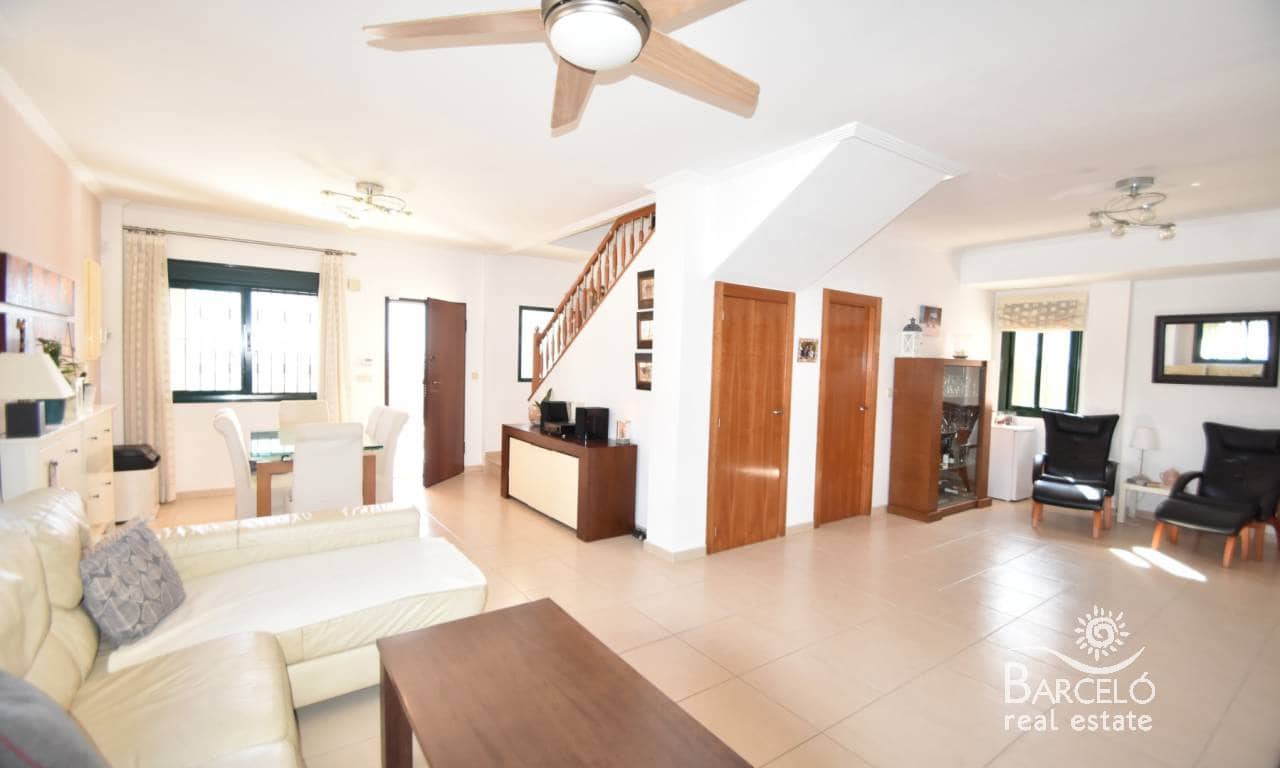 4 Zimmer Villa zu verkaufen in Ciudad Quesada mit Pool - 520.000 € (Ref: 4922464)