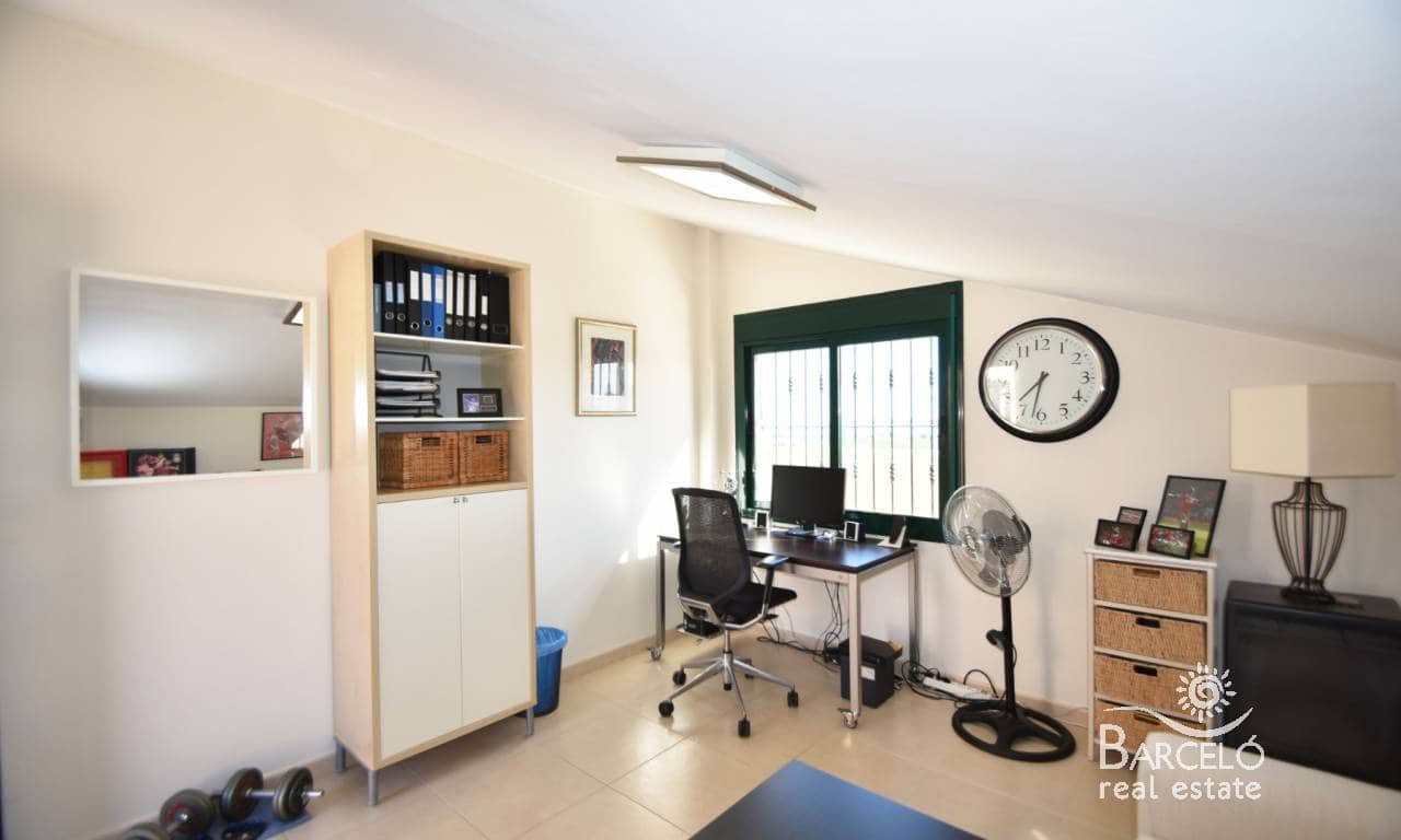 4 Zimmer Villa zu verkaufen in Ciudad Quesada mit Pool - 520.000 € (Ref: 4922464)