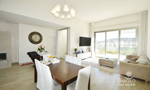 3 bedroom Villa for sale in Benijófar with pool - € 540,000 (Ref: 5565835)