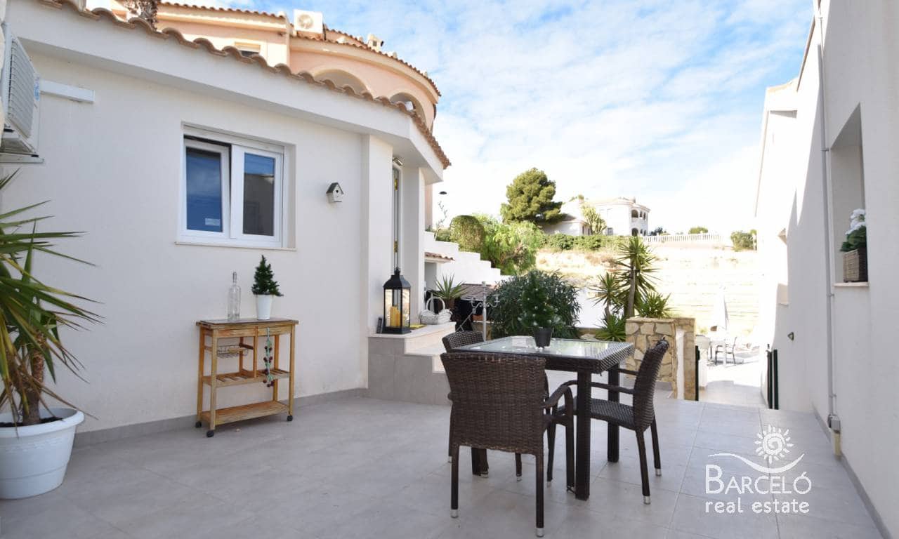 5 sypialnia Willa na sprzedaż w Ciudad Quesada z basenem garażem - 625 000 € (Ref: 6480485)