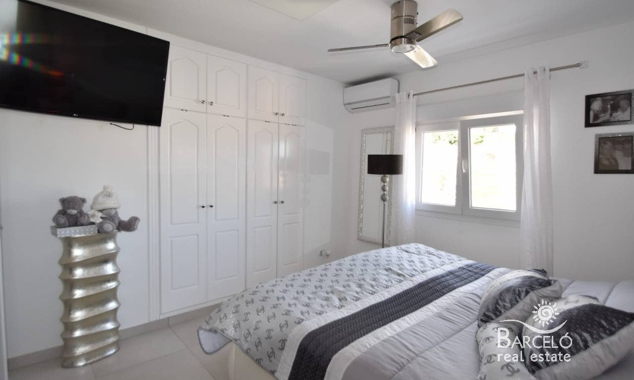 5 sypialnia Willa na sprzedaż w Ciudad Quesada z basenem garażem - 625 000 € (Ref: 6480485)