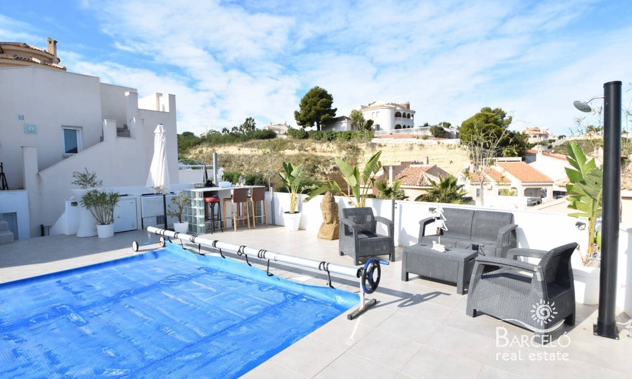 5 sypialnia Willa na sprzedaż w Ciudad Quesada z basenem garażem - 625 000 € (Ref: 6480485)