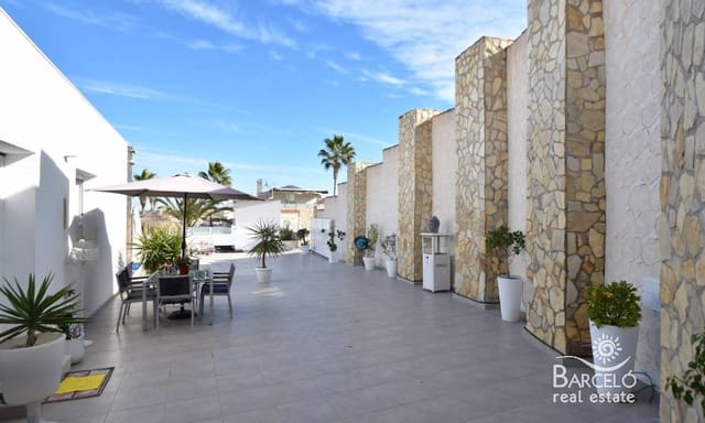 5 slaapkamer Villa te koop in Ciudad Quesada, Rojales met zwembad garage - € 625.000 (Ref: 6480485)