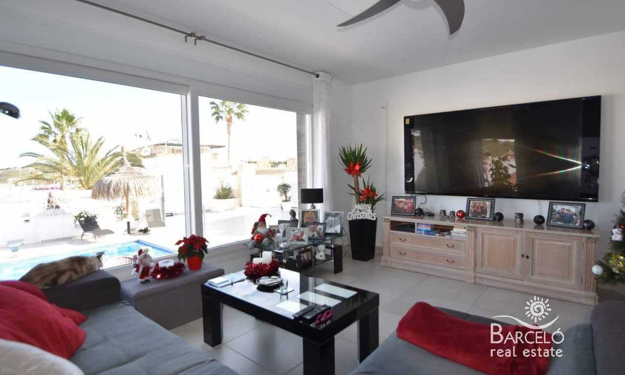 5 sypialnia Willa na sprzedaż w Ciudad Quesada z basenem garażem - 625 000 € (Ref: 6480485)