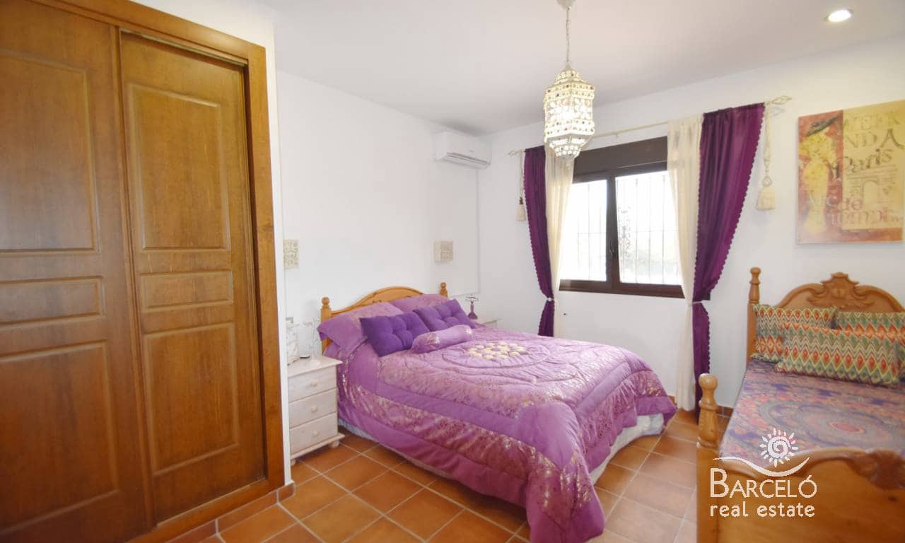 4 chambre Finca/Maison de Campagne à vendre à Bigastro avec piscine garage - 595 000 € (Ref: 7181629)