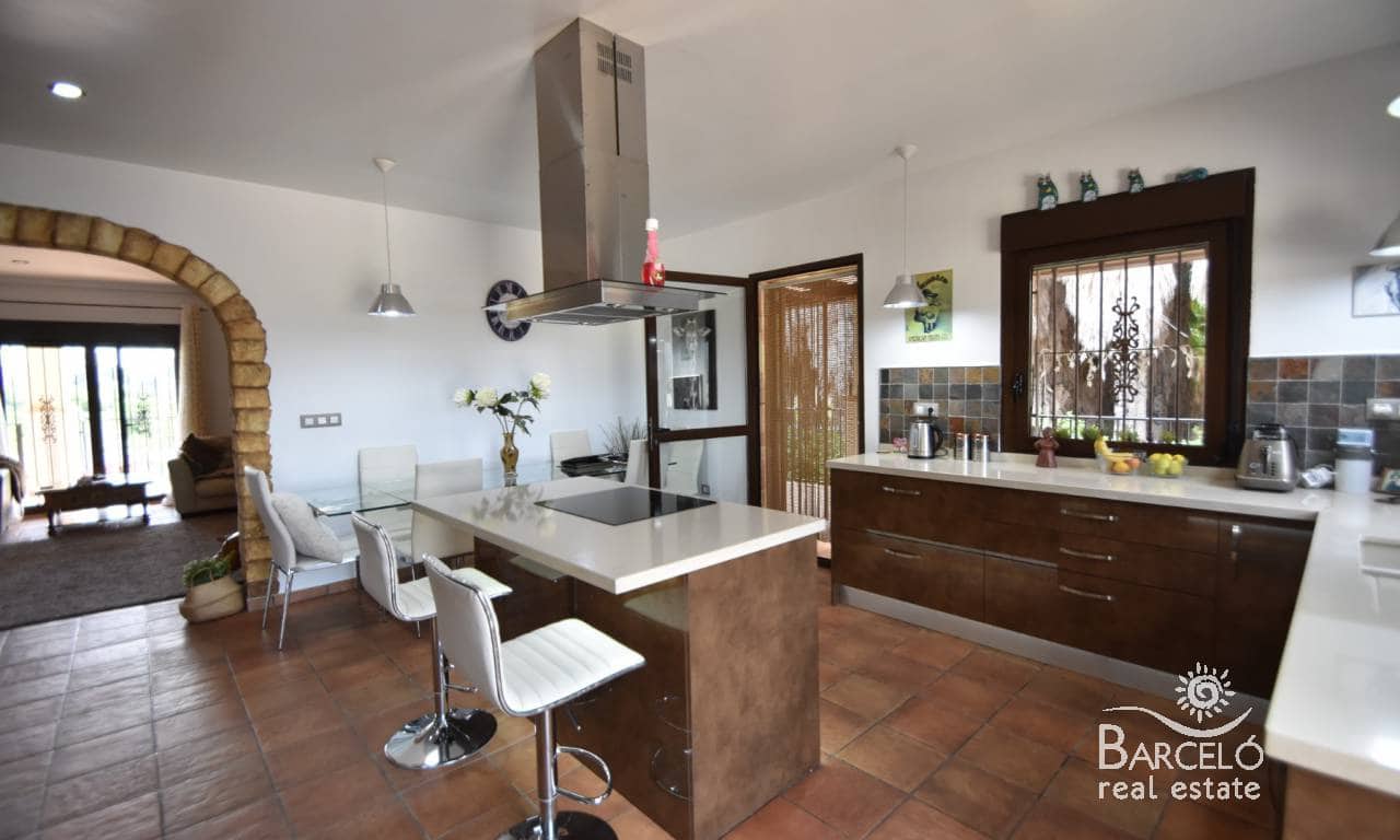 4 chambre Finca/Maison de Campagne à vendre à Bigastro avec piscine garage - 595 000 € (Ref: 7181629)