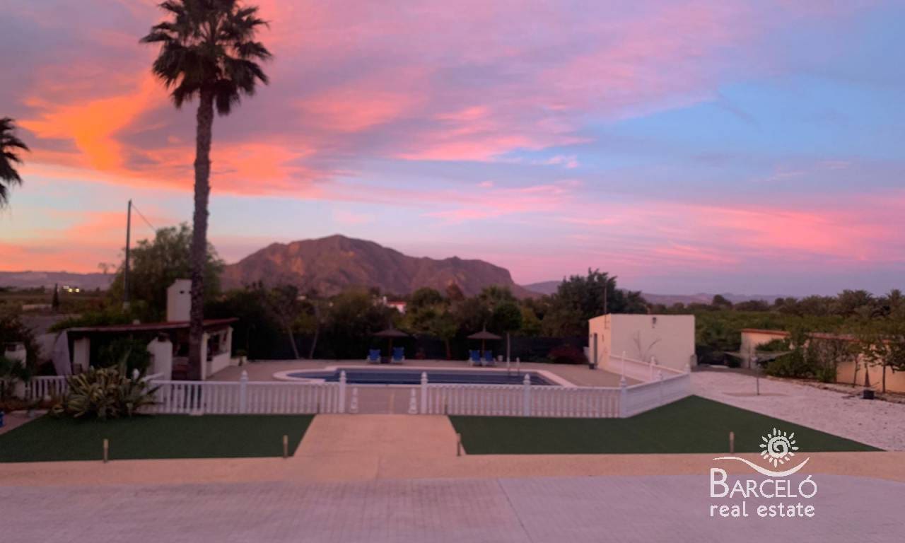 4 chambre Finca/Maison de Campagne à vendre à Bigastro avec piscine garage - 595 000 € (Ref: 7181629)