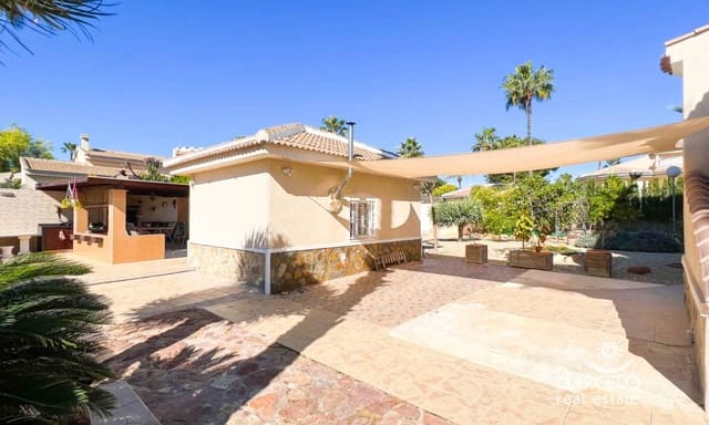 5 soverom Villa til salgs i Doña Pepa, Rojales med svømmebasseng garasje - € 599 900 (Ref: 7464052)