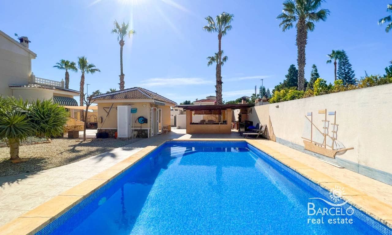 5 soverom Villa til salgs i Dona Pepa med svømmebasseng garasje - € 599 900 (Ref: 7464052)