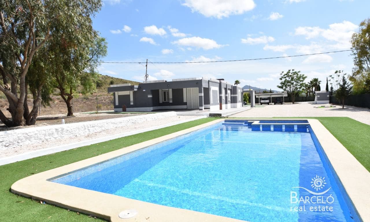 5 bedroom Finca/Country House for sale in Hondón de las Nieves with