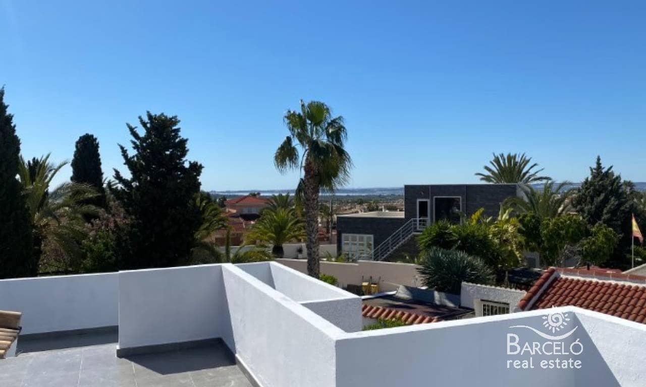 5 sypialnia Willa na sprzedaż w Ciudad Quesada z basenem garażem - 530 000 € (Ref: 8031848)