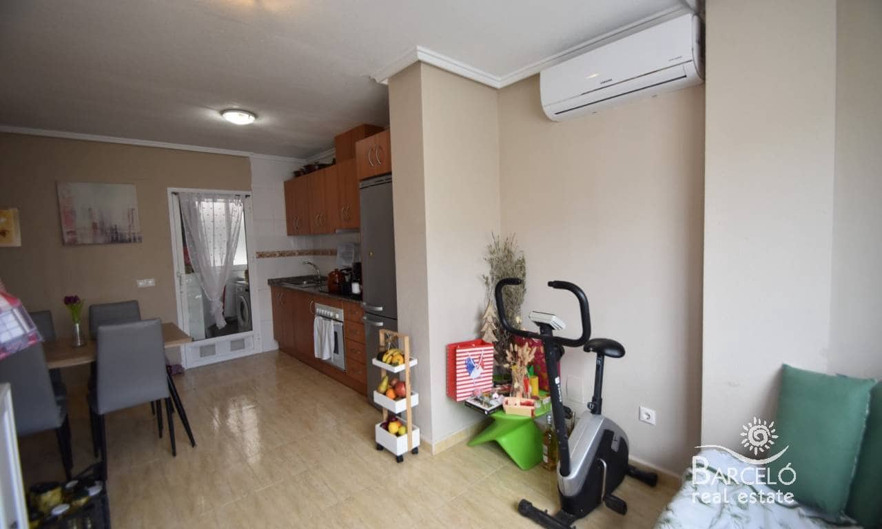 2 soveværelse Lejlighed til salg i Los Palacios - € 89.000 (Ref: 8311816)