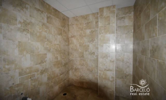 1 bedroom Commercial for sale in Daya Nueva - € 80,000 (Ref: 8501167)