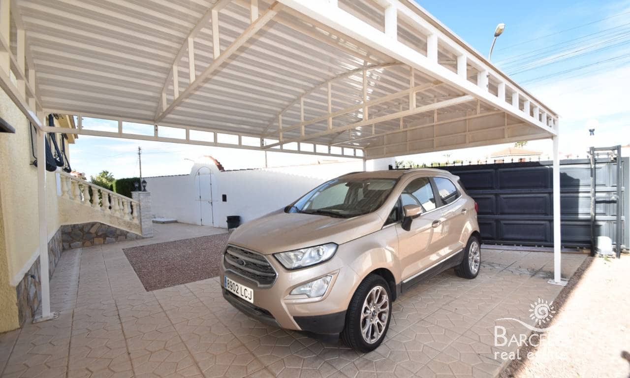 5 soverom Villa til salgs i Ciudad Quesada med svømmebasseng garasje - € 680 000 (Ref: 8657632)