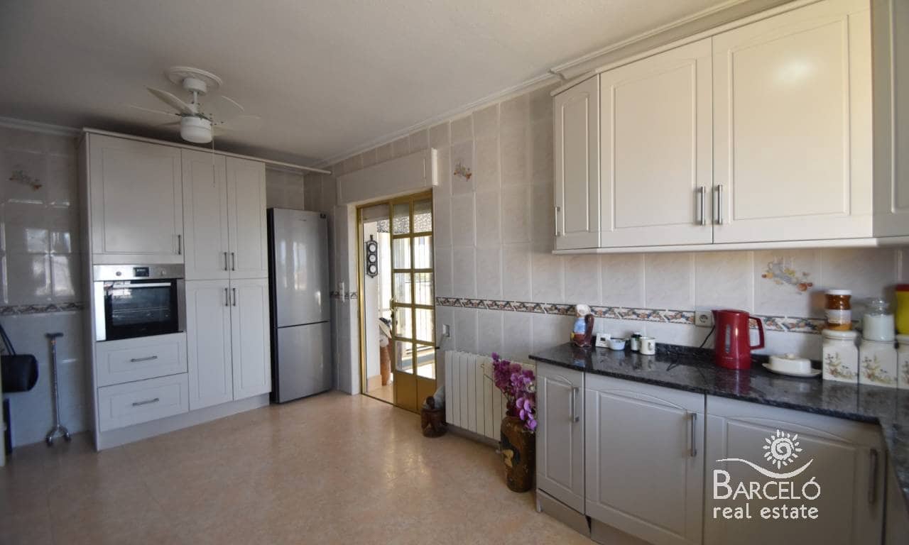 5 soverom Villa til salgs i Ciudad Quesada med svømmebasseng garasje - € 680 000 (Ref: 8657632)